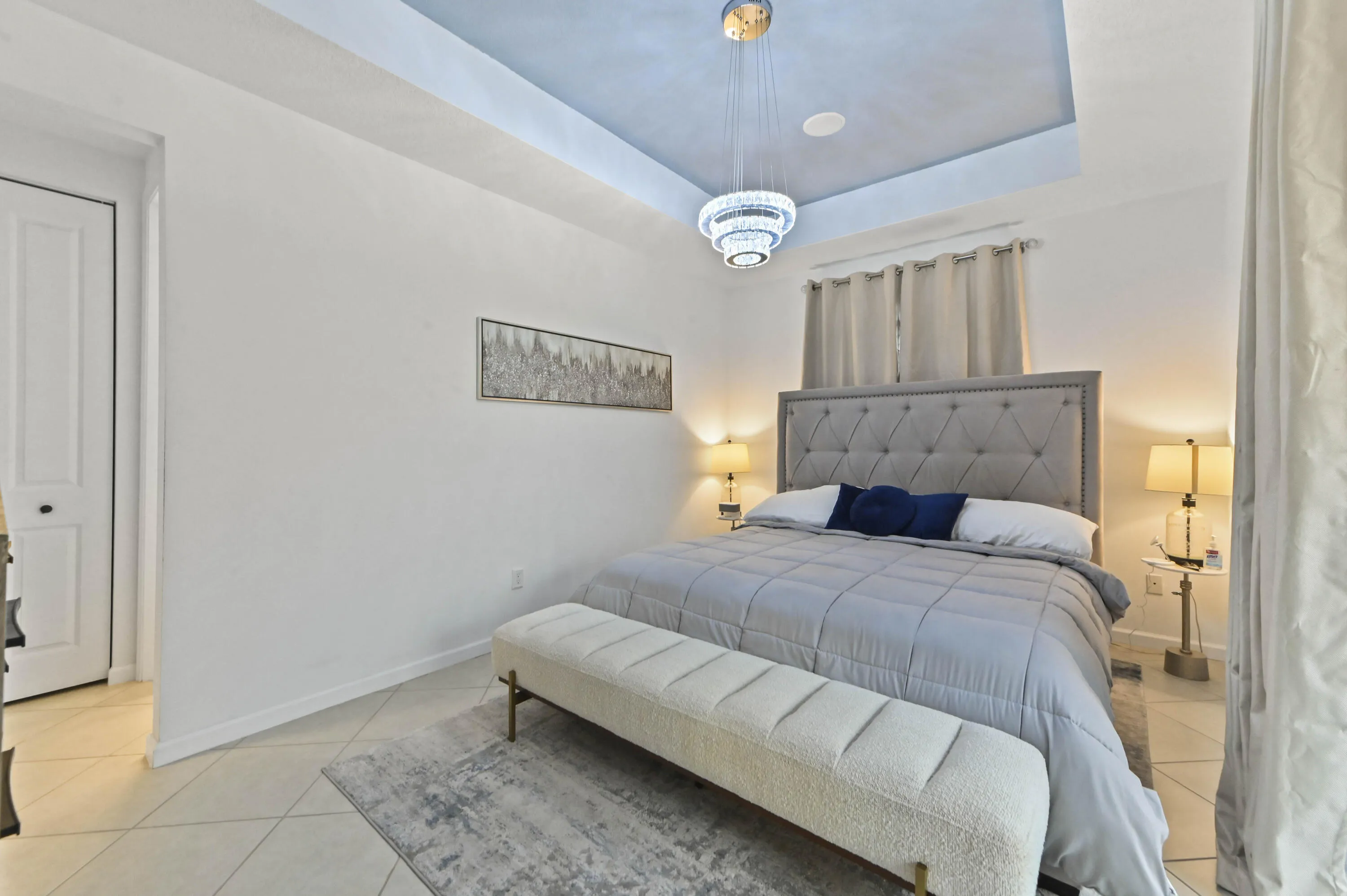 25 Bedroom 03