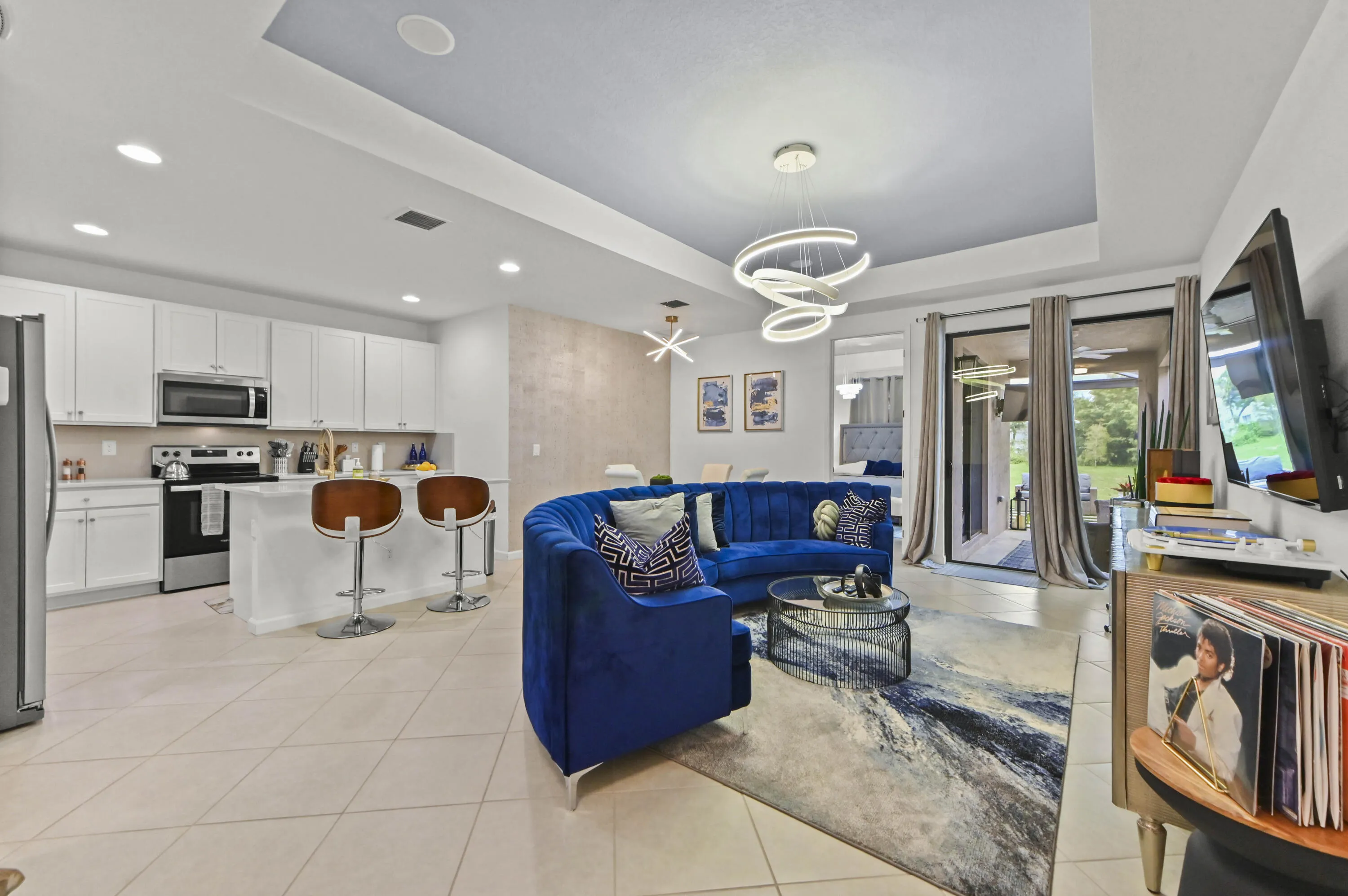 08 Living Room 04