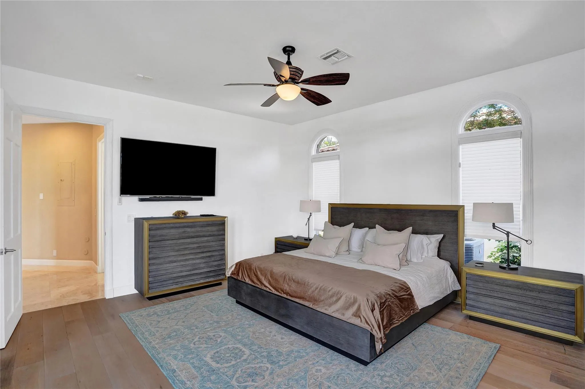Property photo 43
