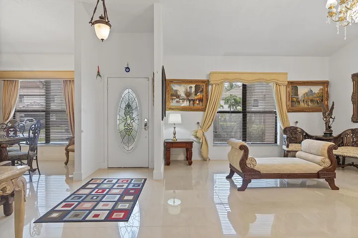761 Greenbriar Ave, Davie, FL 33325 - 01