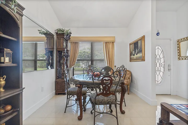 761 Greenbriar Ave, Davie, FL 33325 - 01