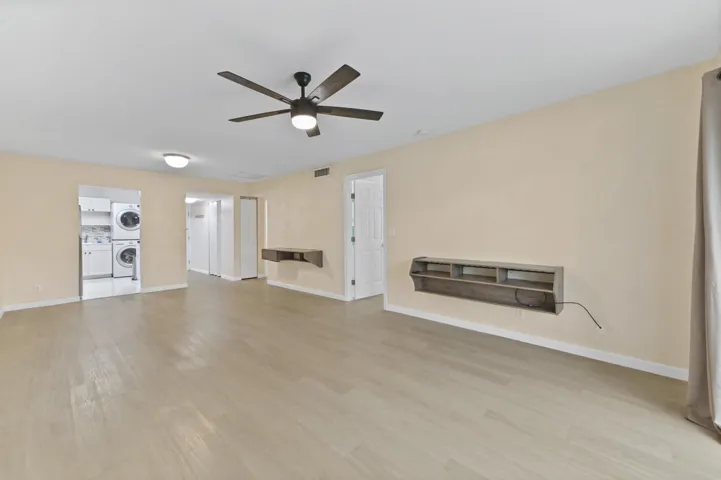 07 Living room 04