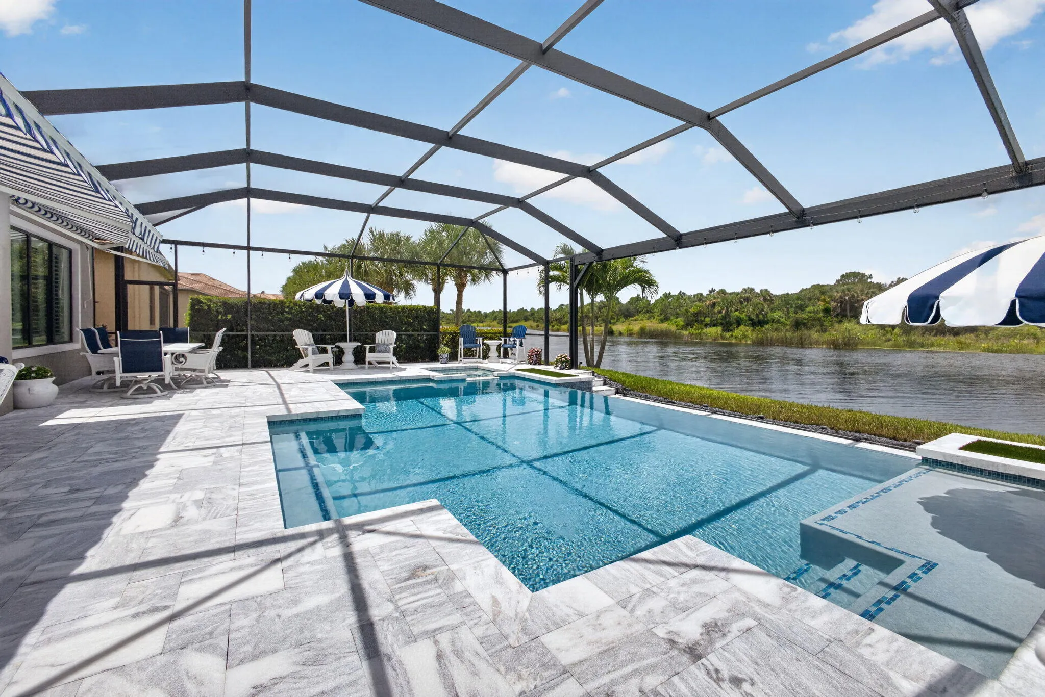 Private Pool & Hot Tub