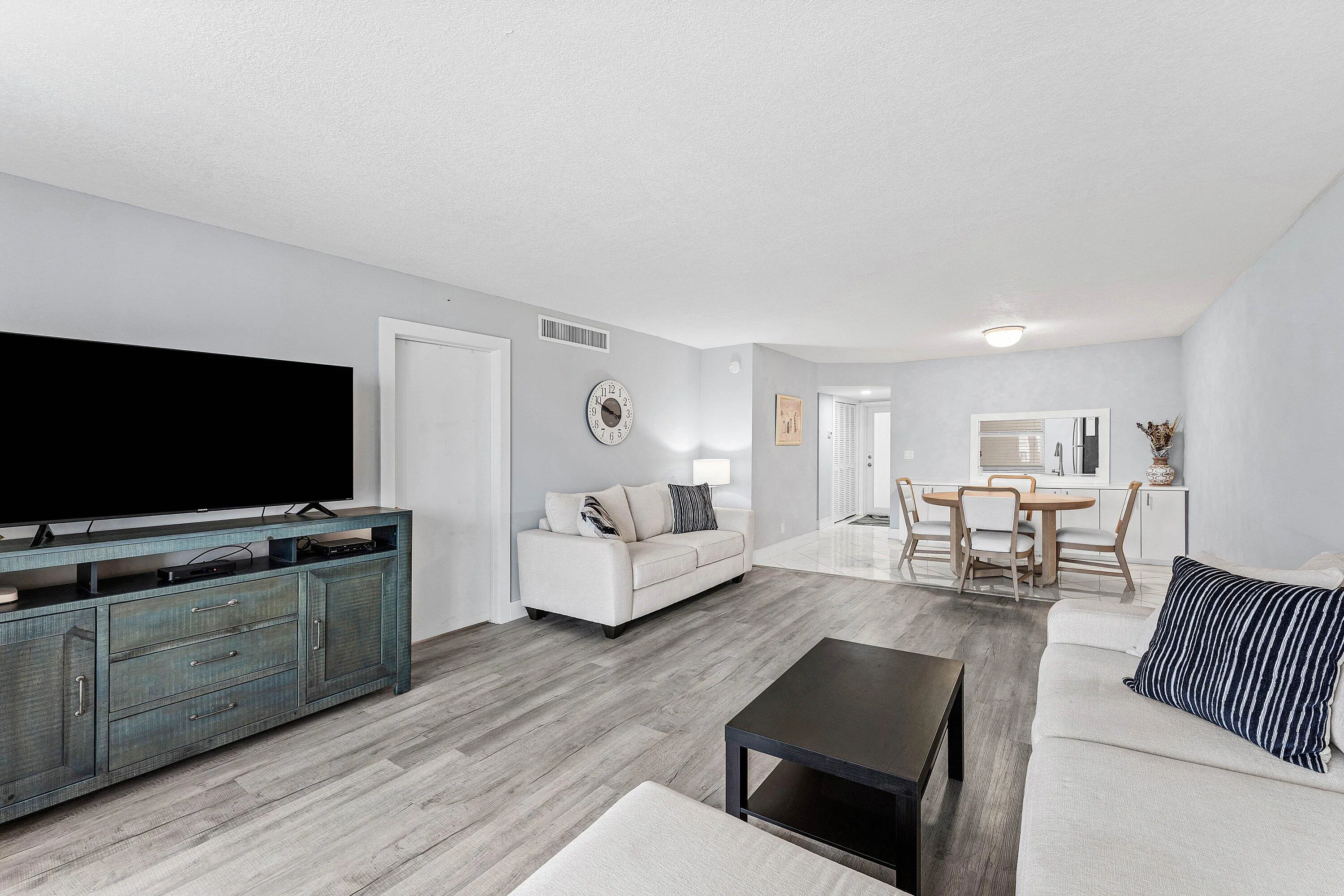 015-910DogwoodDrive-DelrayBeach-FL-33483
