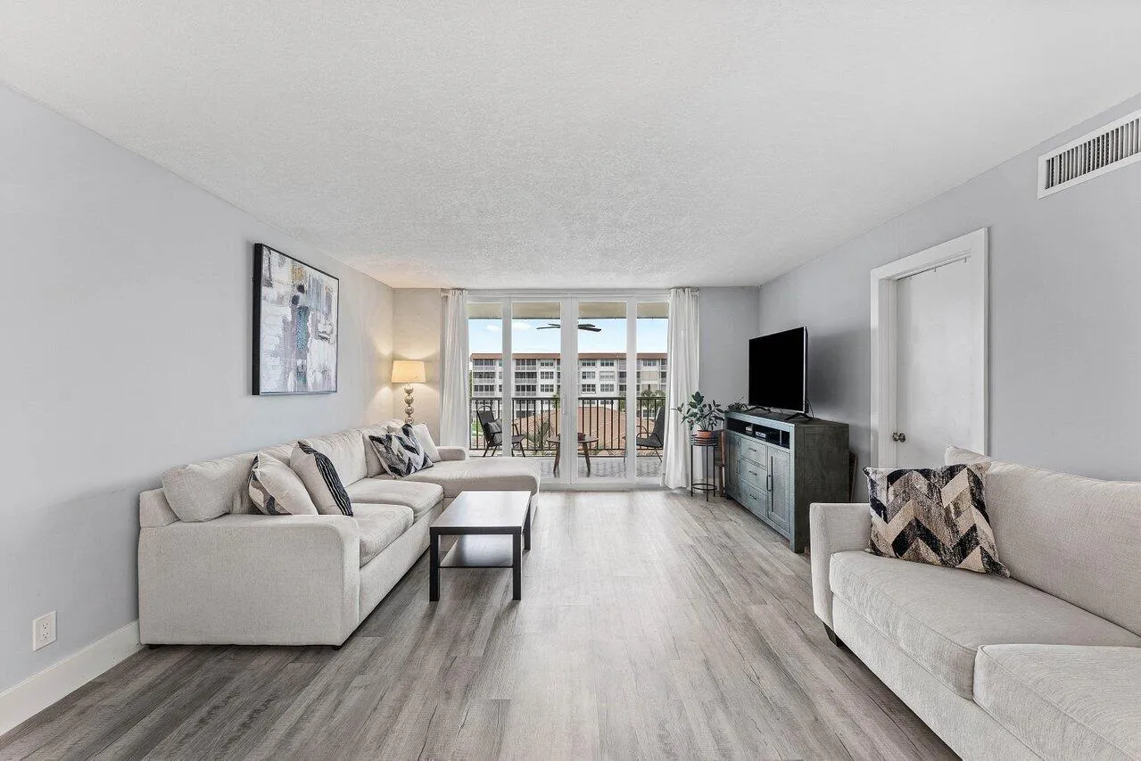 011-910DogwoodDrive-444-DelrayBeach-FL-3