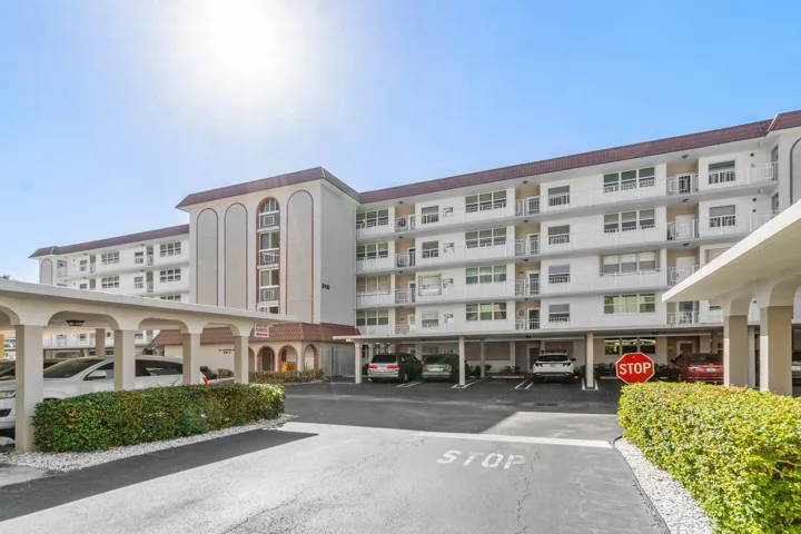 001-910DogwoodDrive-DelrayBeach-FL-33483
