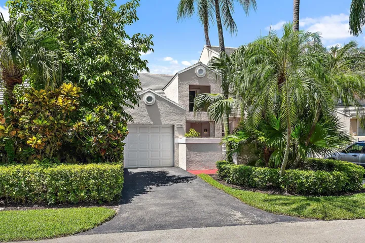 Main entrance - manicured - private - One car garage