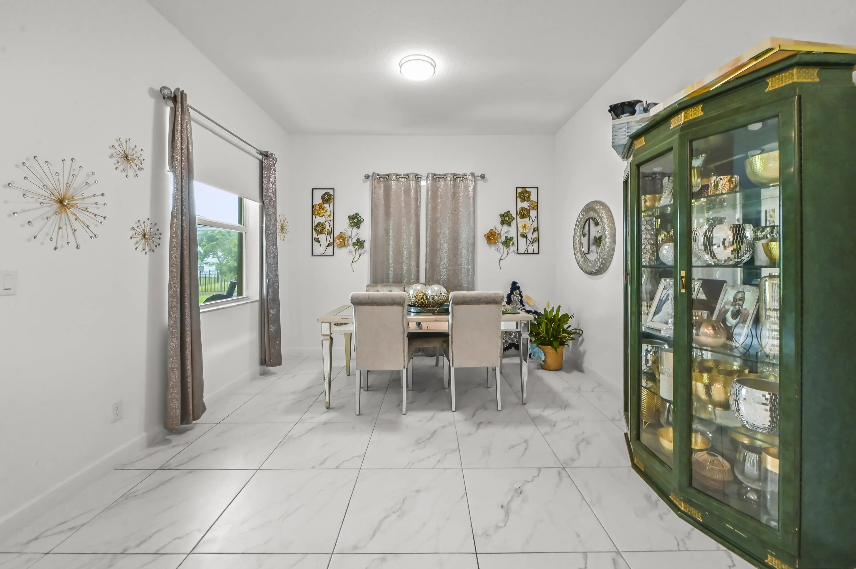 17 Dining room 01