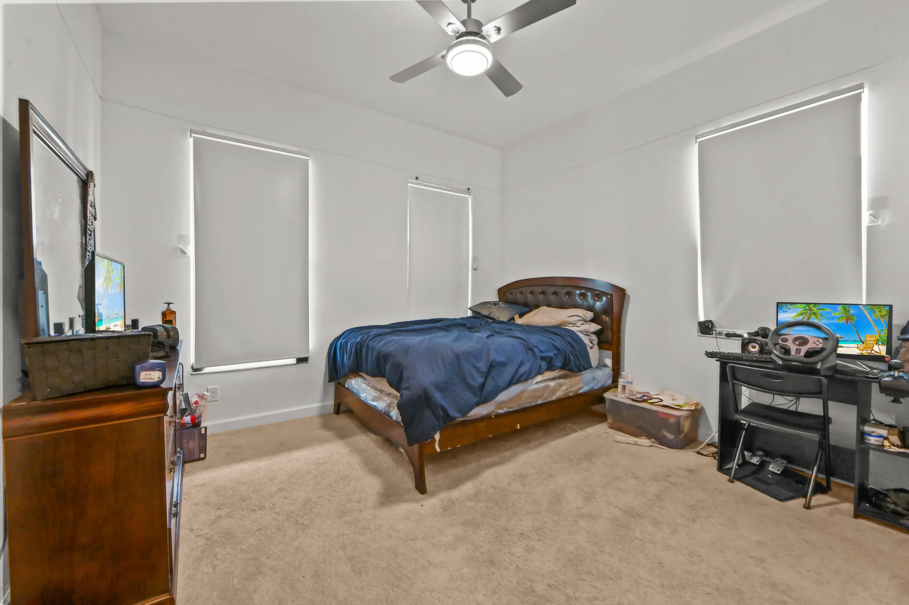 19 Bedroom 01