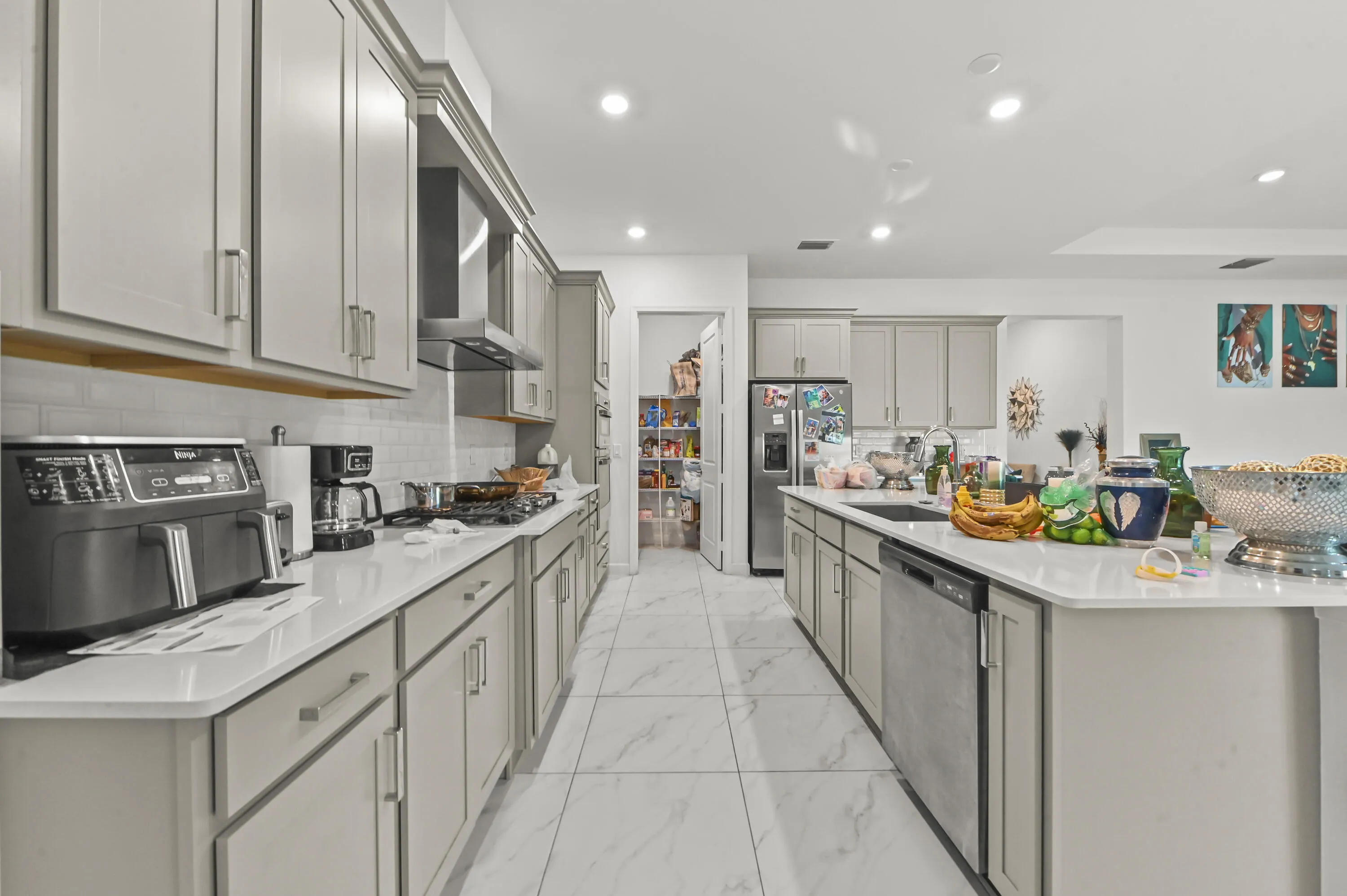 15 Kitchen 02