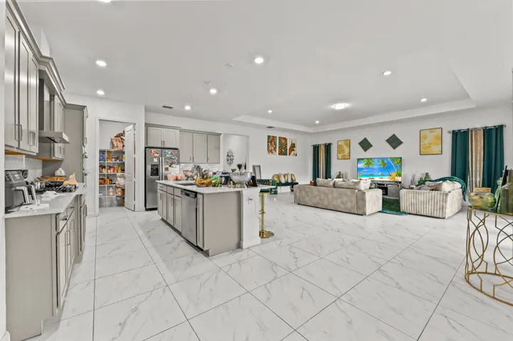 16 Kitchen 03