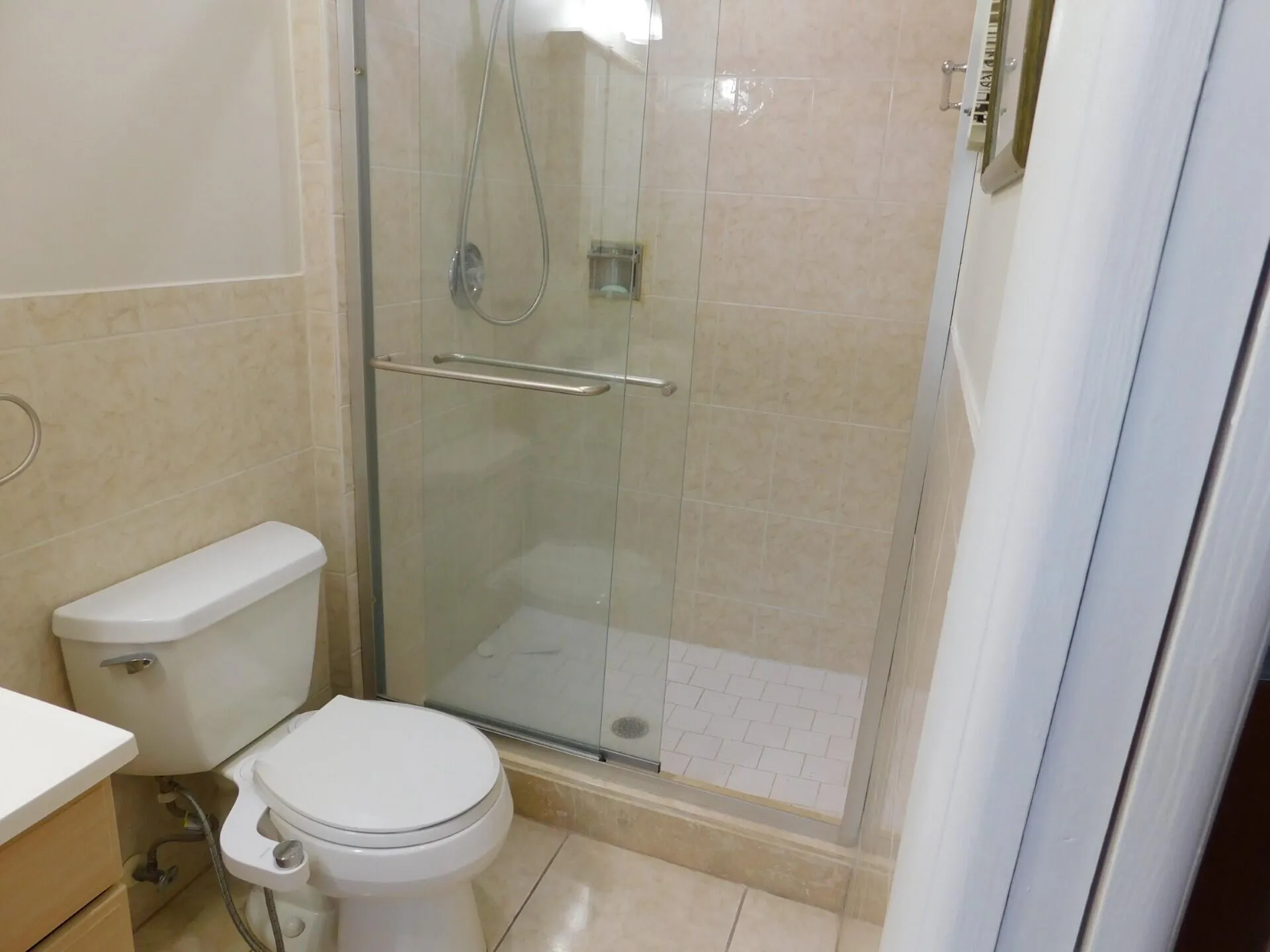2nd Bathroom