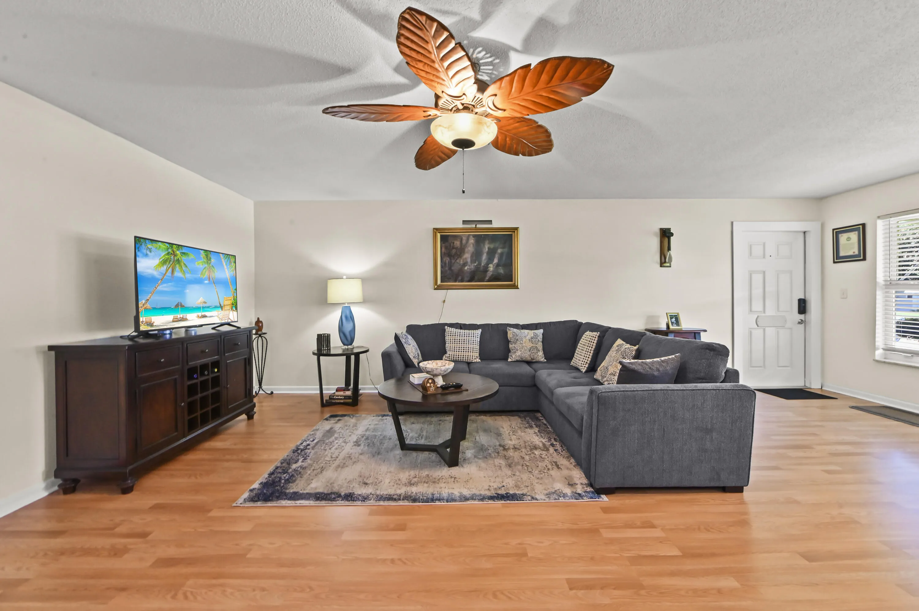 07 Living room 04