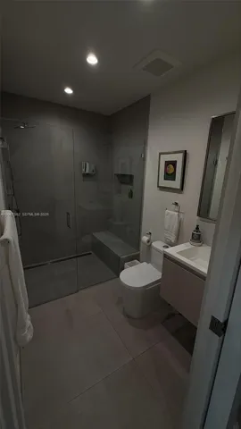4th bedroom bath