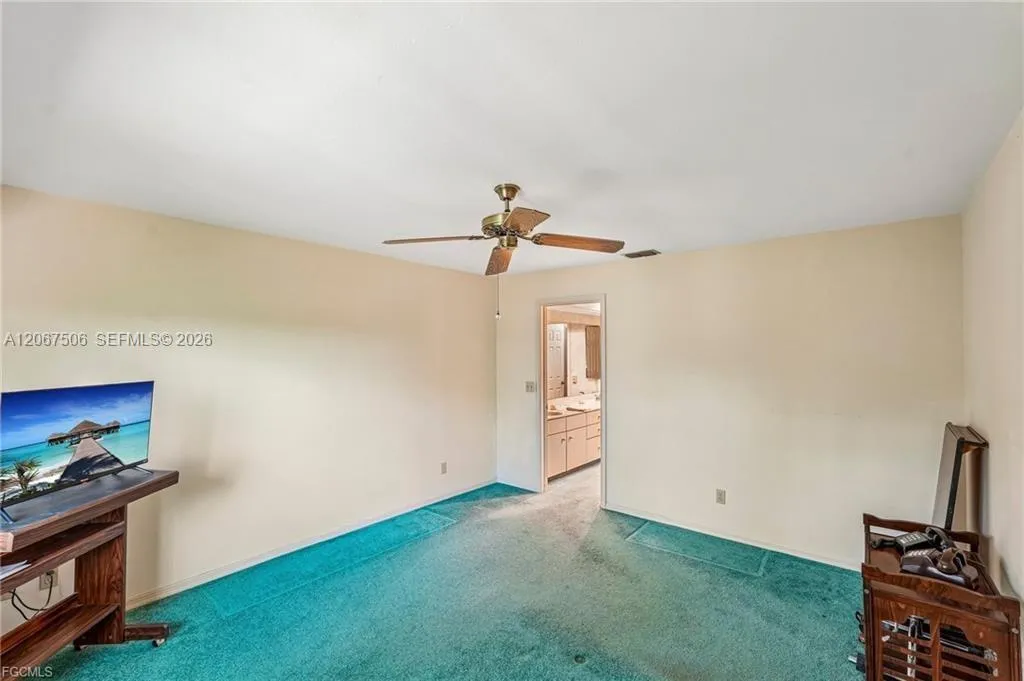Property photo 99