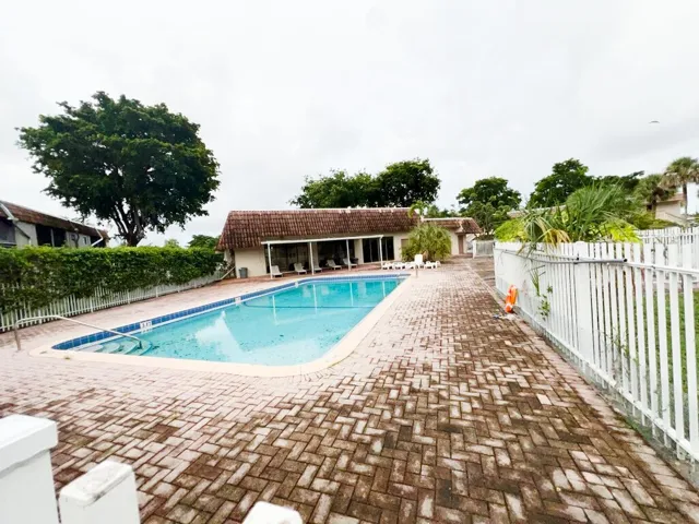 pool