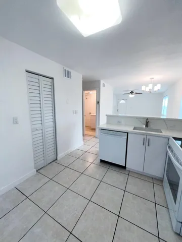 PANTRY CLOSET