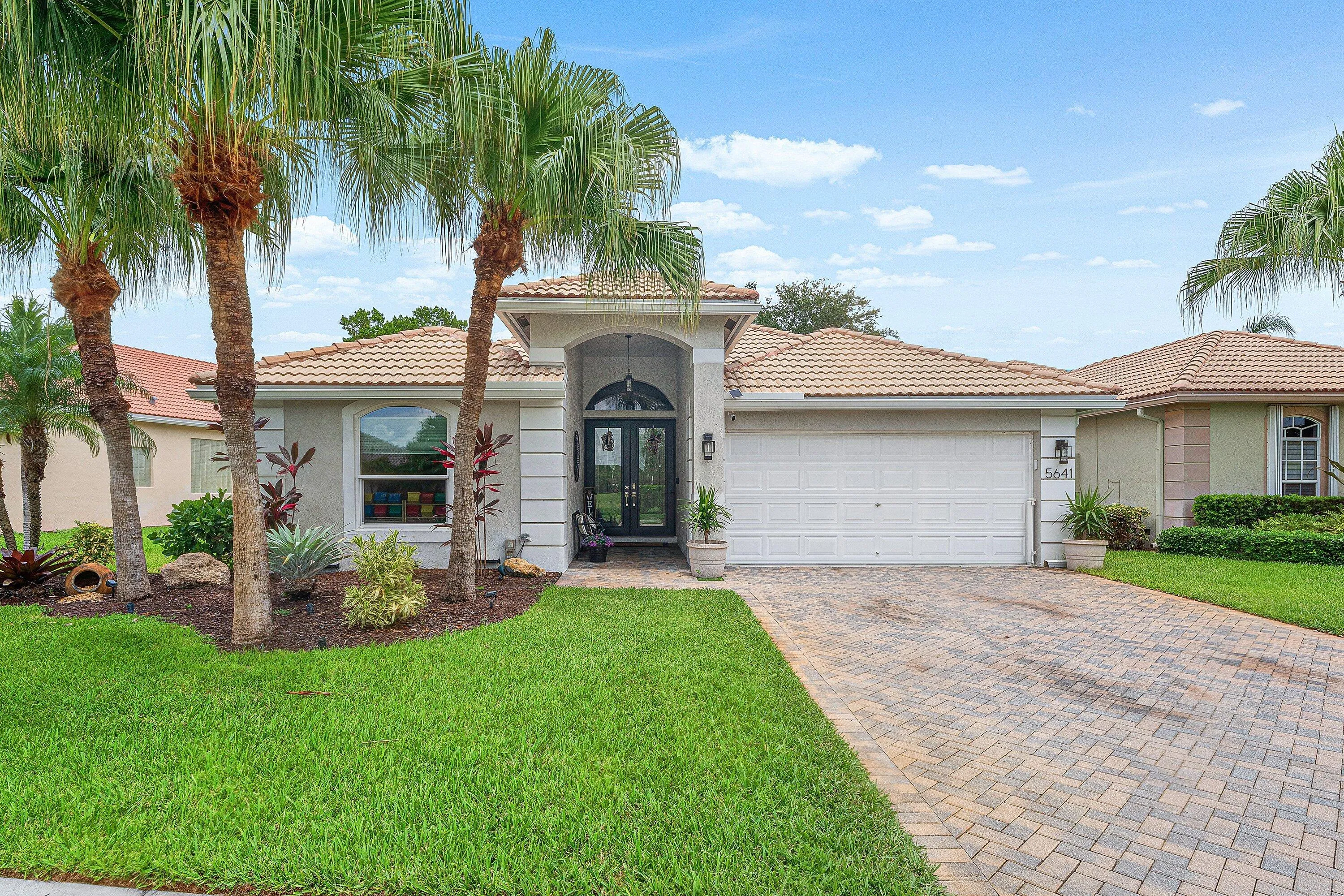 001-5641FountainsDriveSouth-Greenacres-F