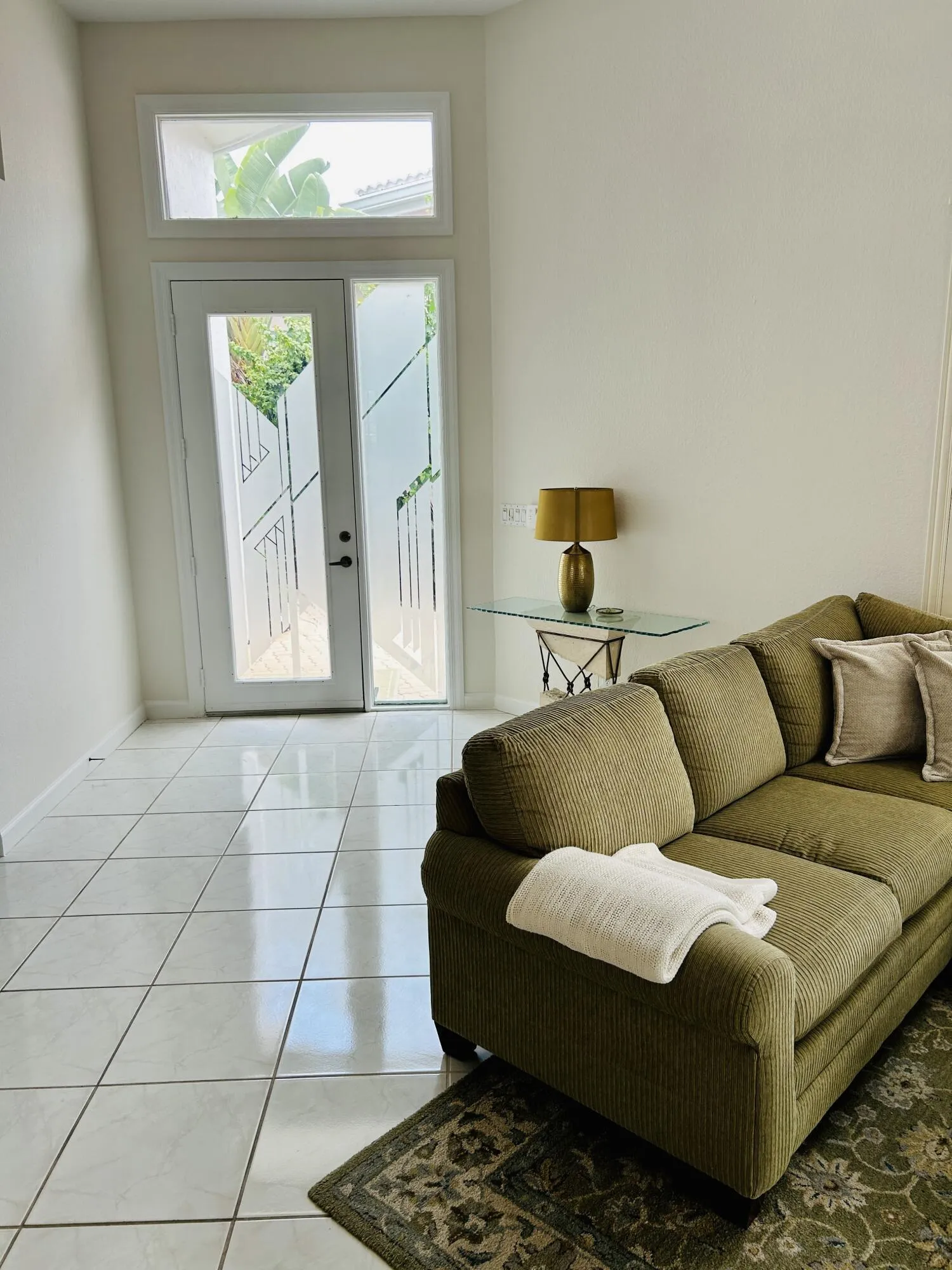 front entry:Foyer