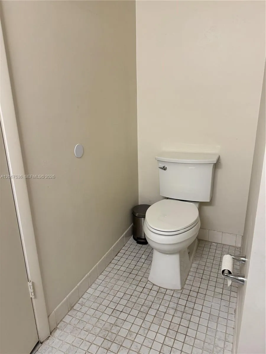 Photo 36