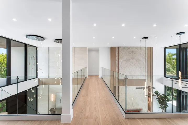 2400 Barcelona Dr_1oakstudios_37