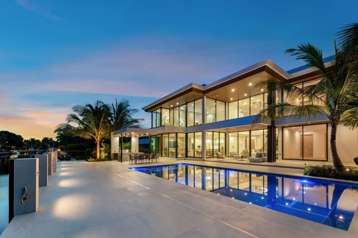 2400 Barcelona Dr_1oakstudios_11
