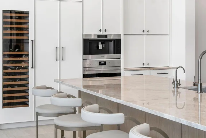 2400 Barcelona Dr_1oakstudios_15