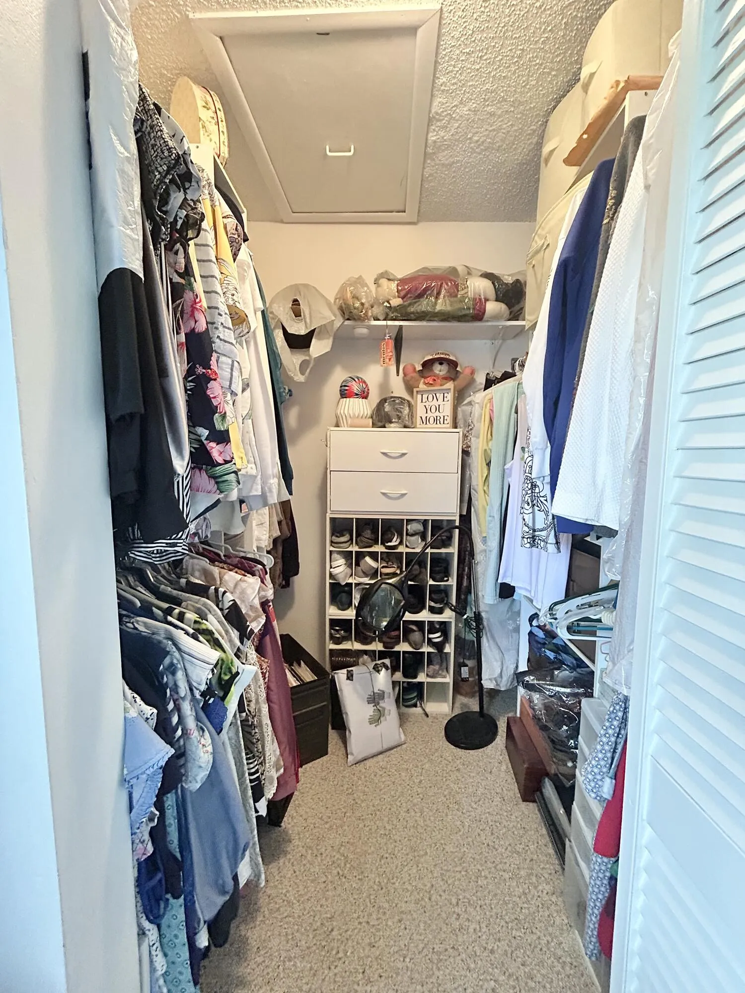 MASTER WALK IN CLOSET