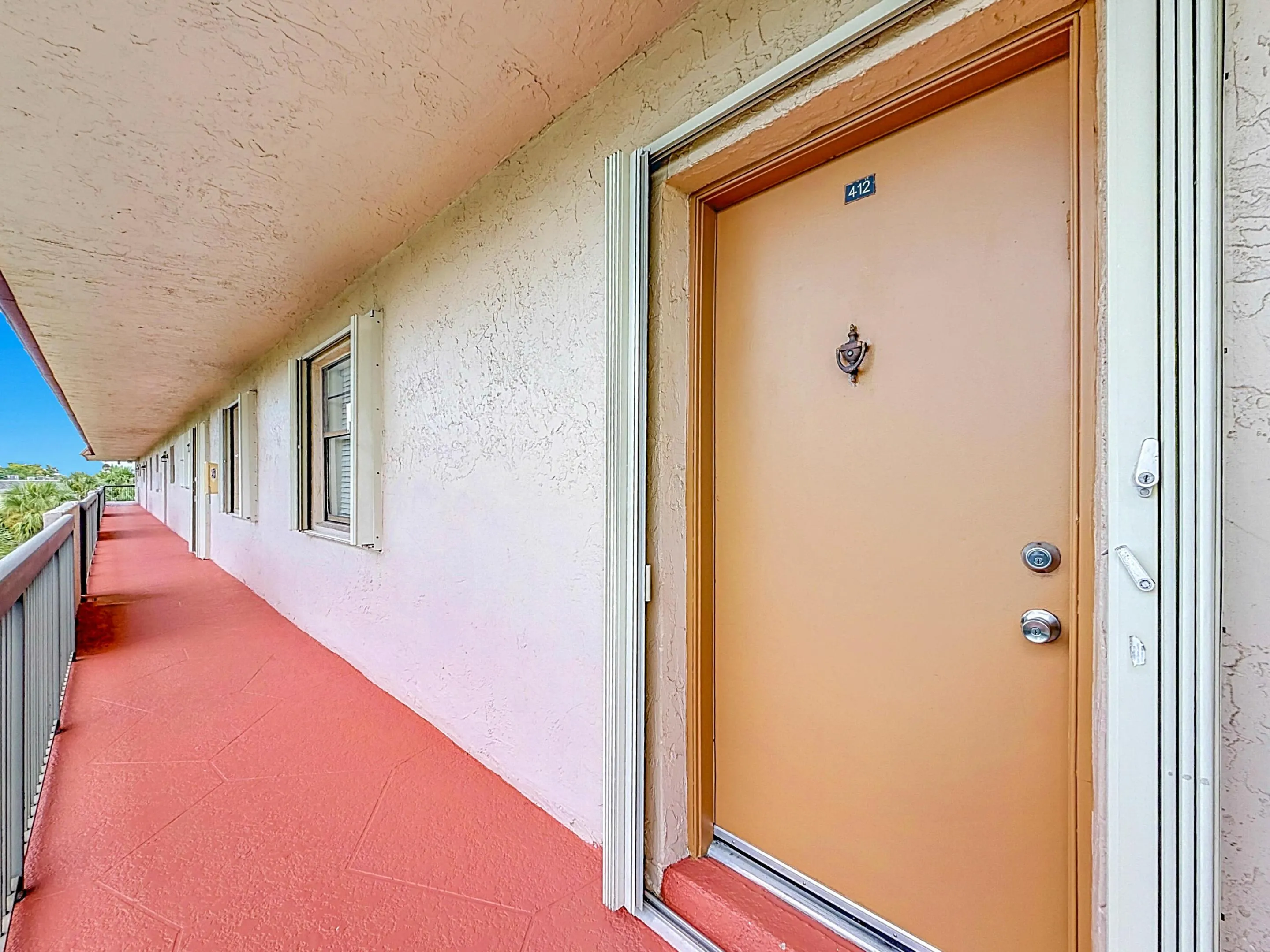 4970 E Sabal Palm Boulevard #412-16