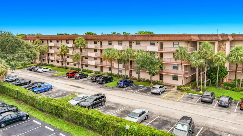 4970 E Sabal Palm Boulevard #412-4