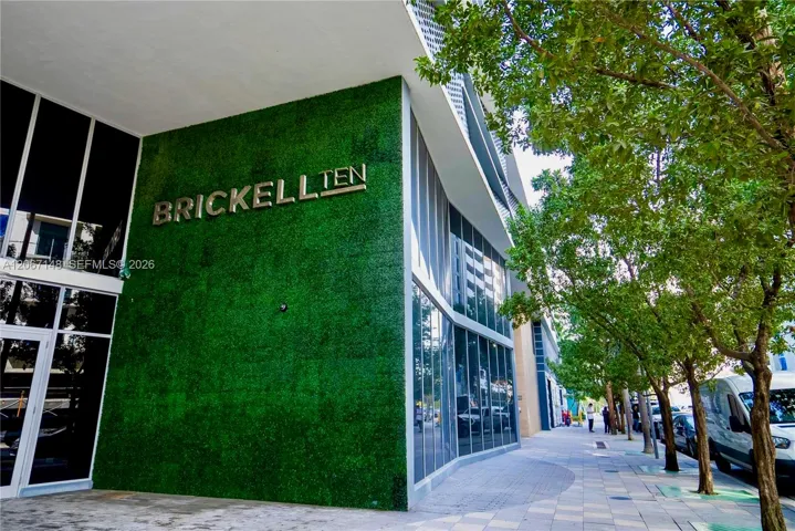 Just Listed for Sale stunning unit in the Heart of Brickell by Andrea Guzman