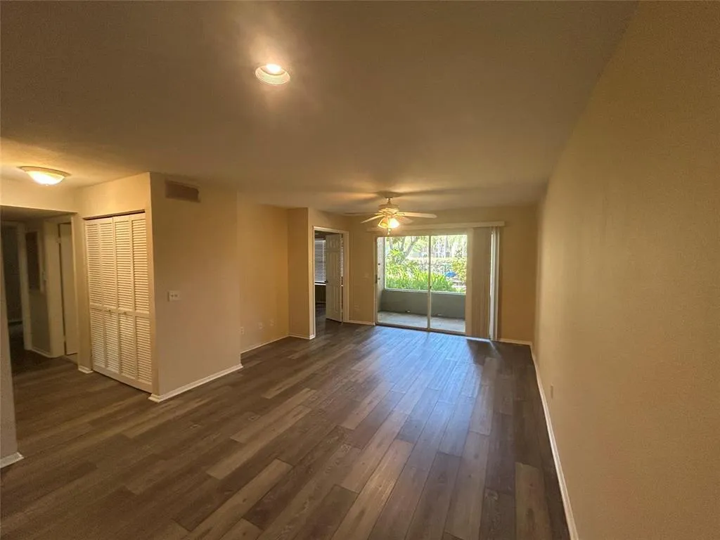 Verano 7107 Living Room