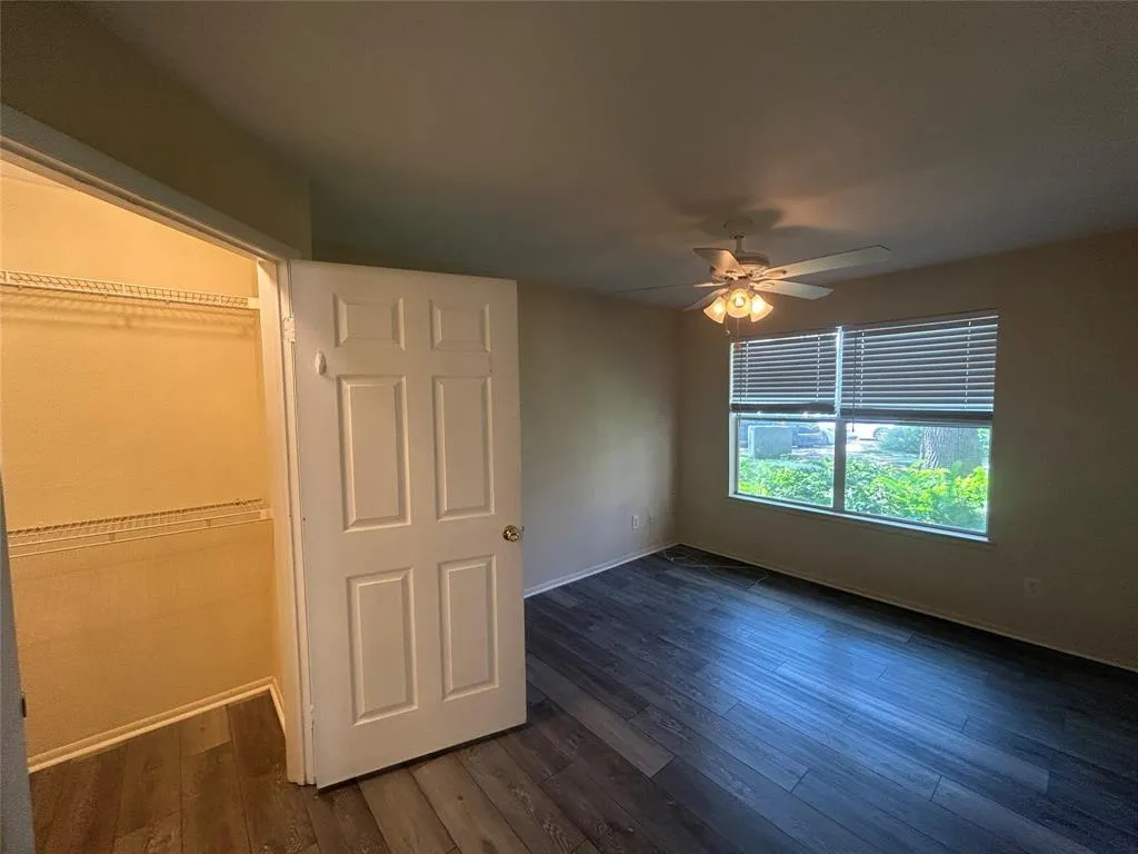 Verano 7107 Bedroom 1