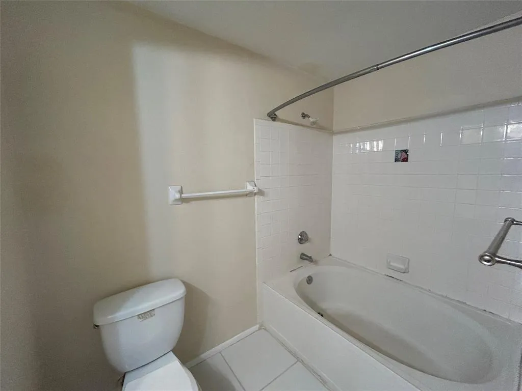 Verano 7107 Bath 1