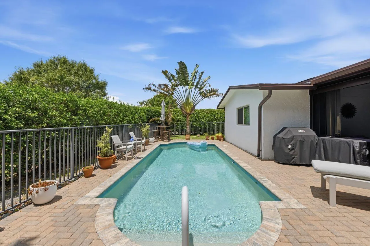 Property photo 28