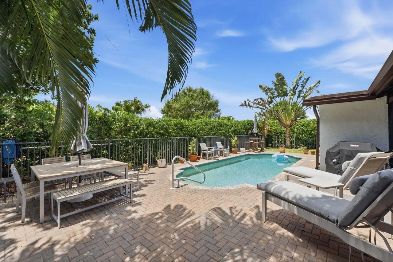 Property photo 30