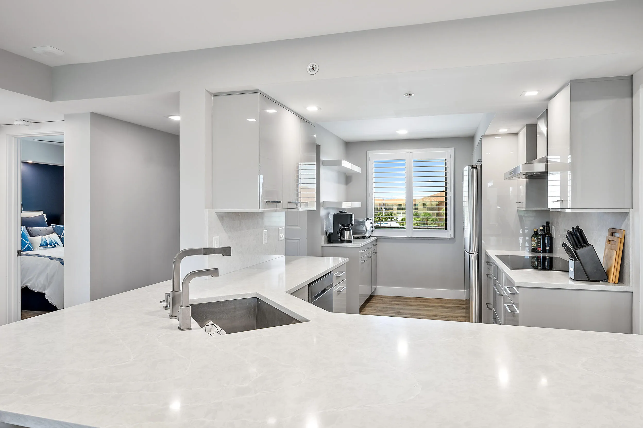 2201 Marina Isle Way 506-7