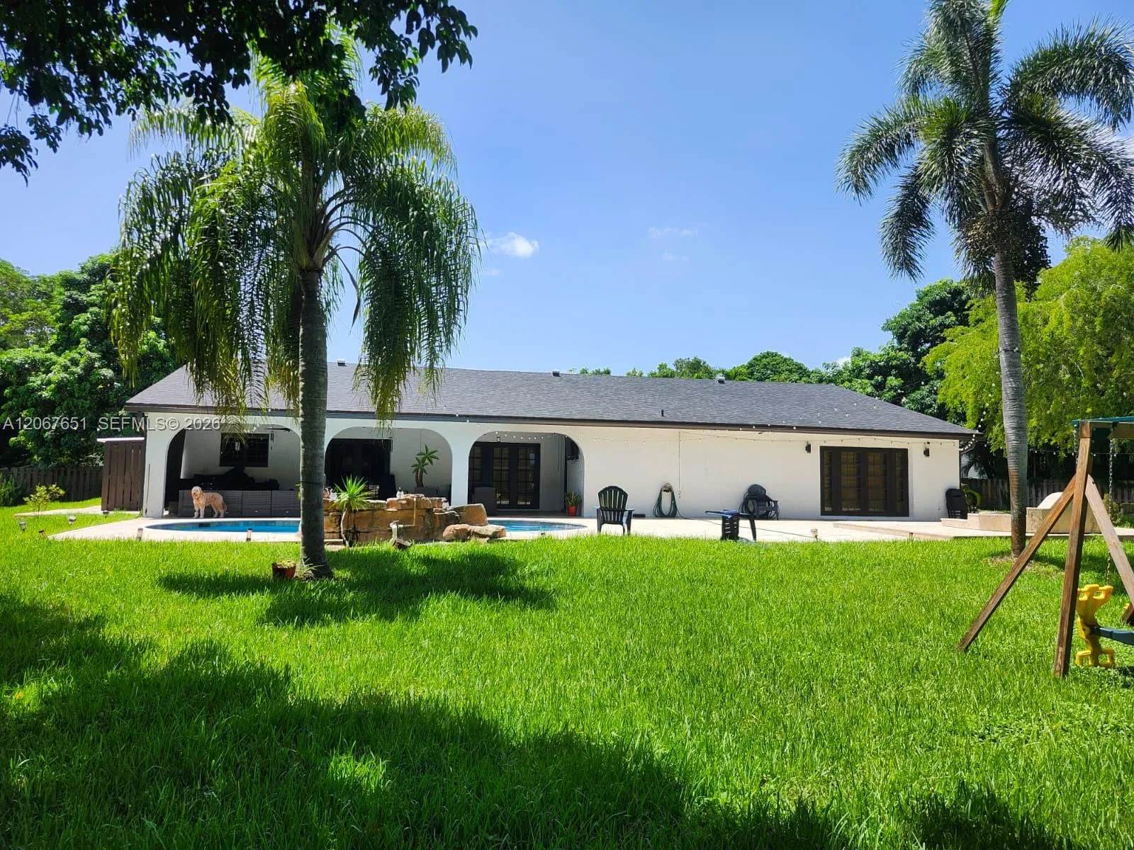 Property photo 100