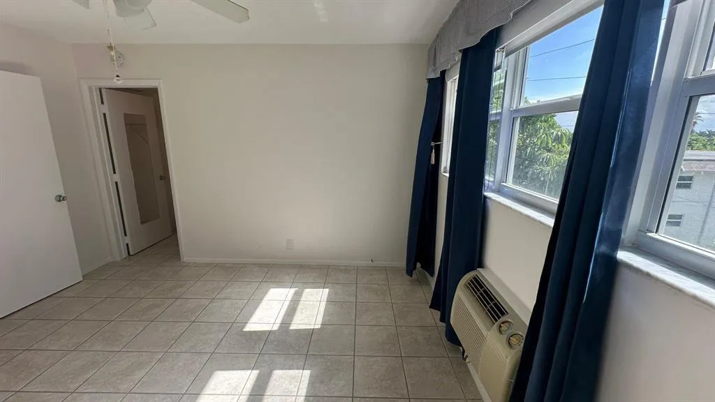 F10514031_34