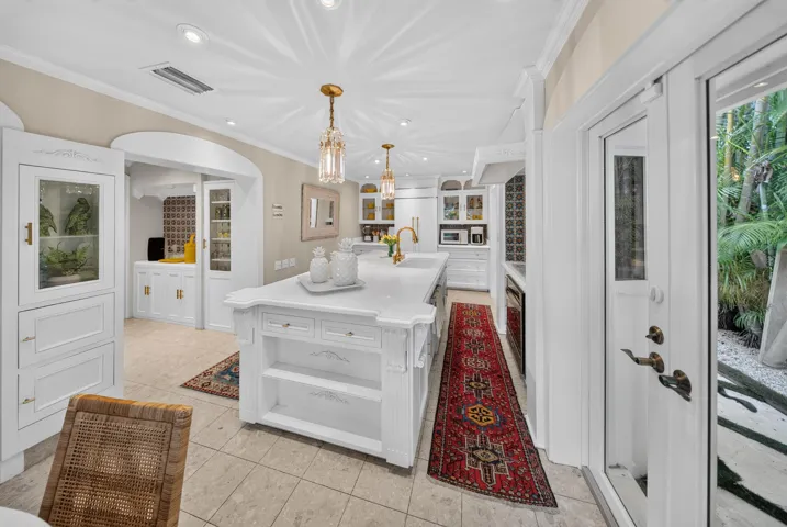 Kitchen 4