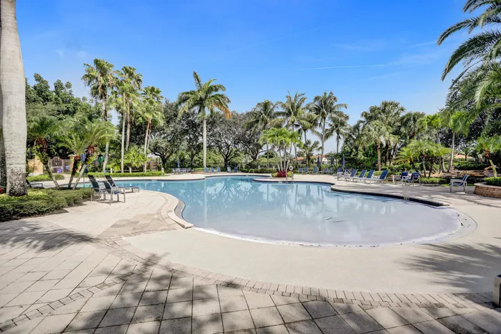 Beach entry community pool