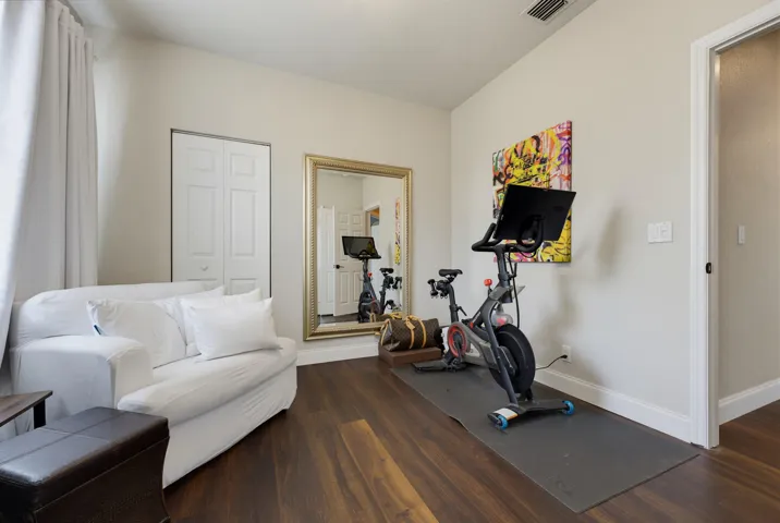 Bedroom 2 / Nursery / Gym