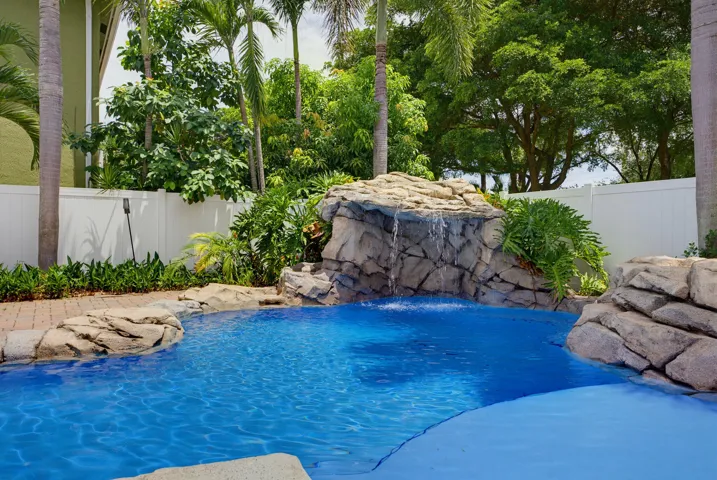 Custom Rock Pool