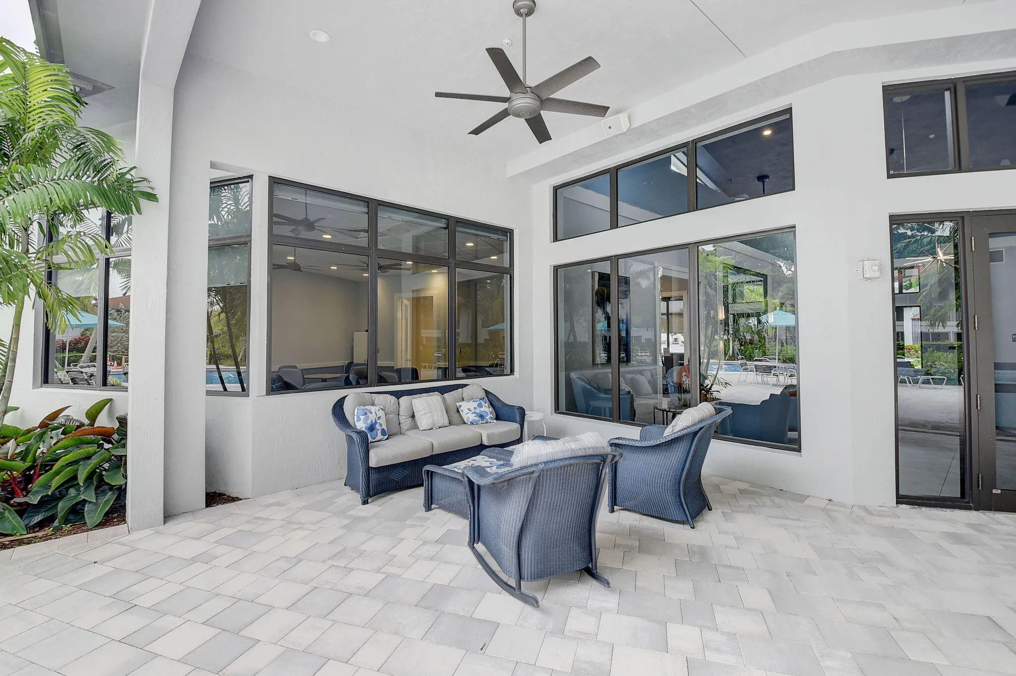 OUTDOOR SEATING AREA
