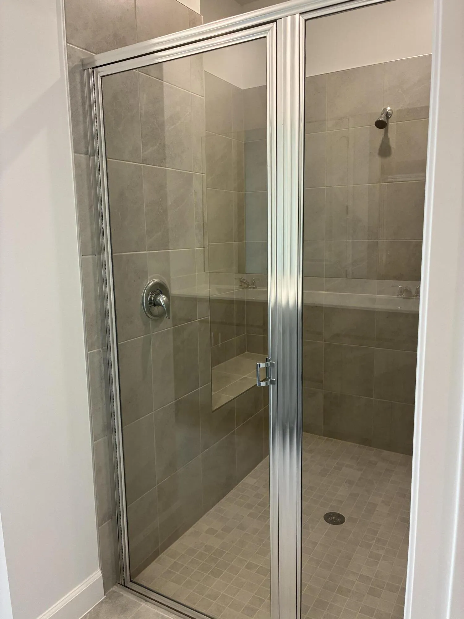 Master walk in shower