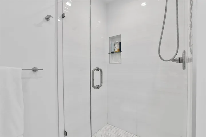 Photo 47
