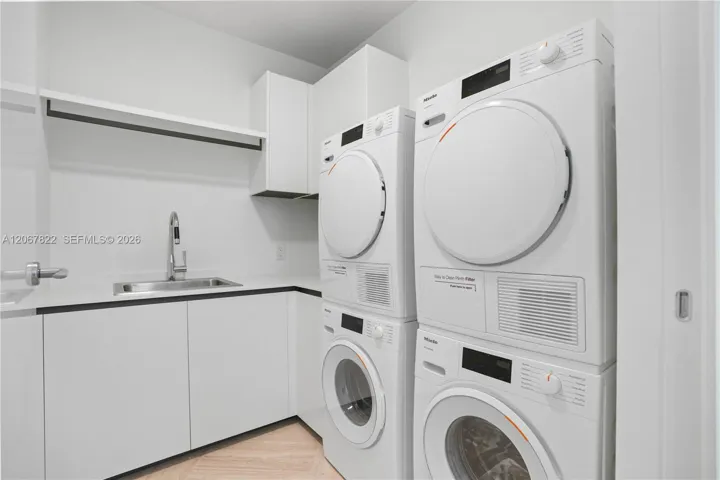 Photo 38