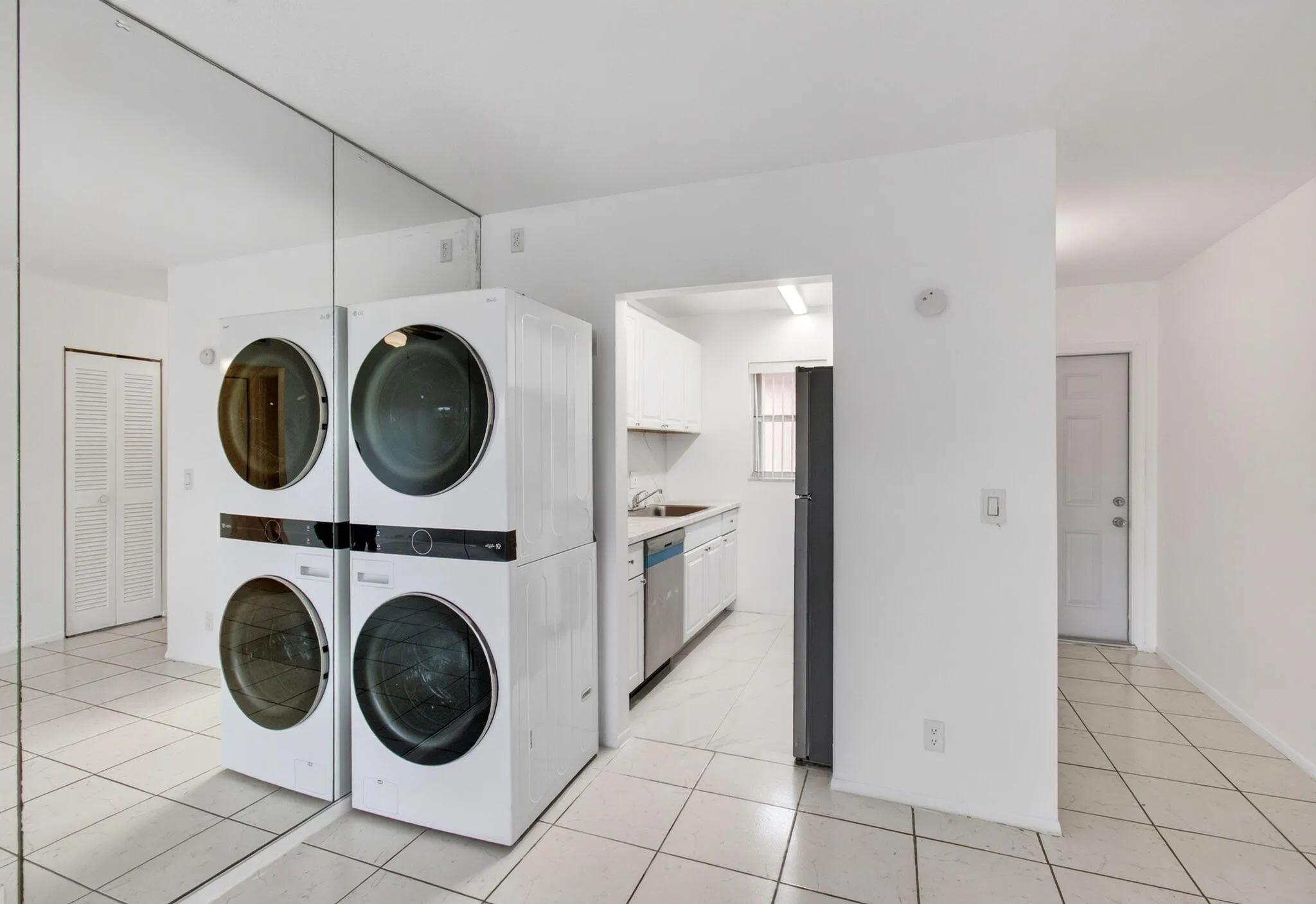 Brand New Washer & Dryer