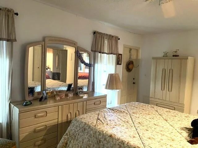 Master bedroom 1