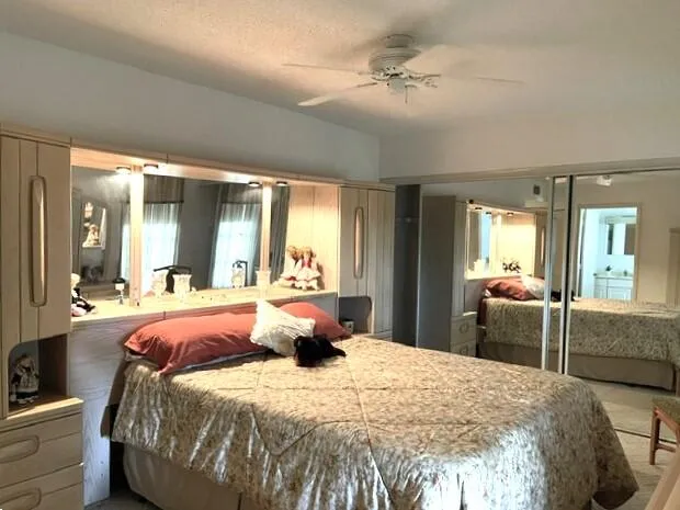 Master bedroom 2